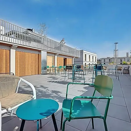 Apartment Large Modern With Rooftop *